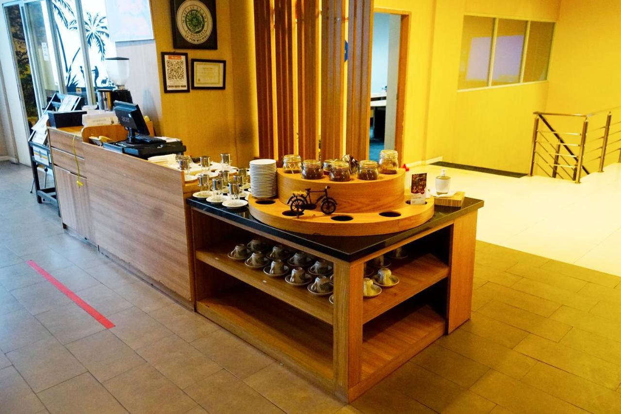 โฮเต็ล ดาแฟม เพกานบารู Hotel เปกันบารู ภายนอก รูปภาพ