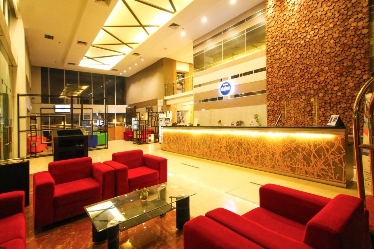 โฮเต็ล ดาแฟม เพกานบารู Hotel เปกันบารู ภายนอก รูปภาพ