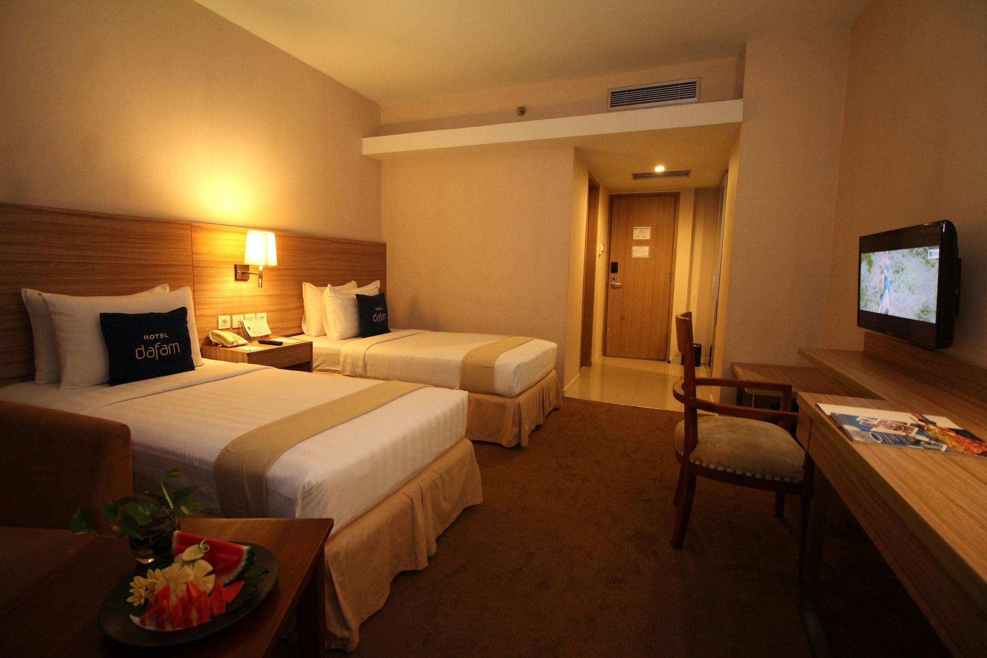 โฮเต็ล ดาแฟม เพกานบารู Hotel เปกันบารู ภายนอก รูปภาพ